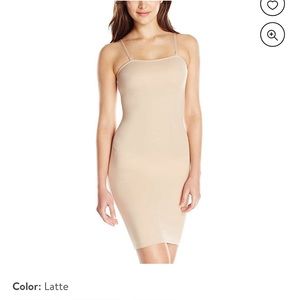 Vassarette Women's Smoothing Shapewear Slip